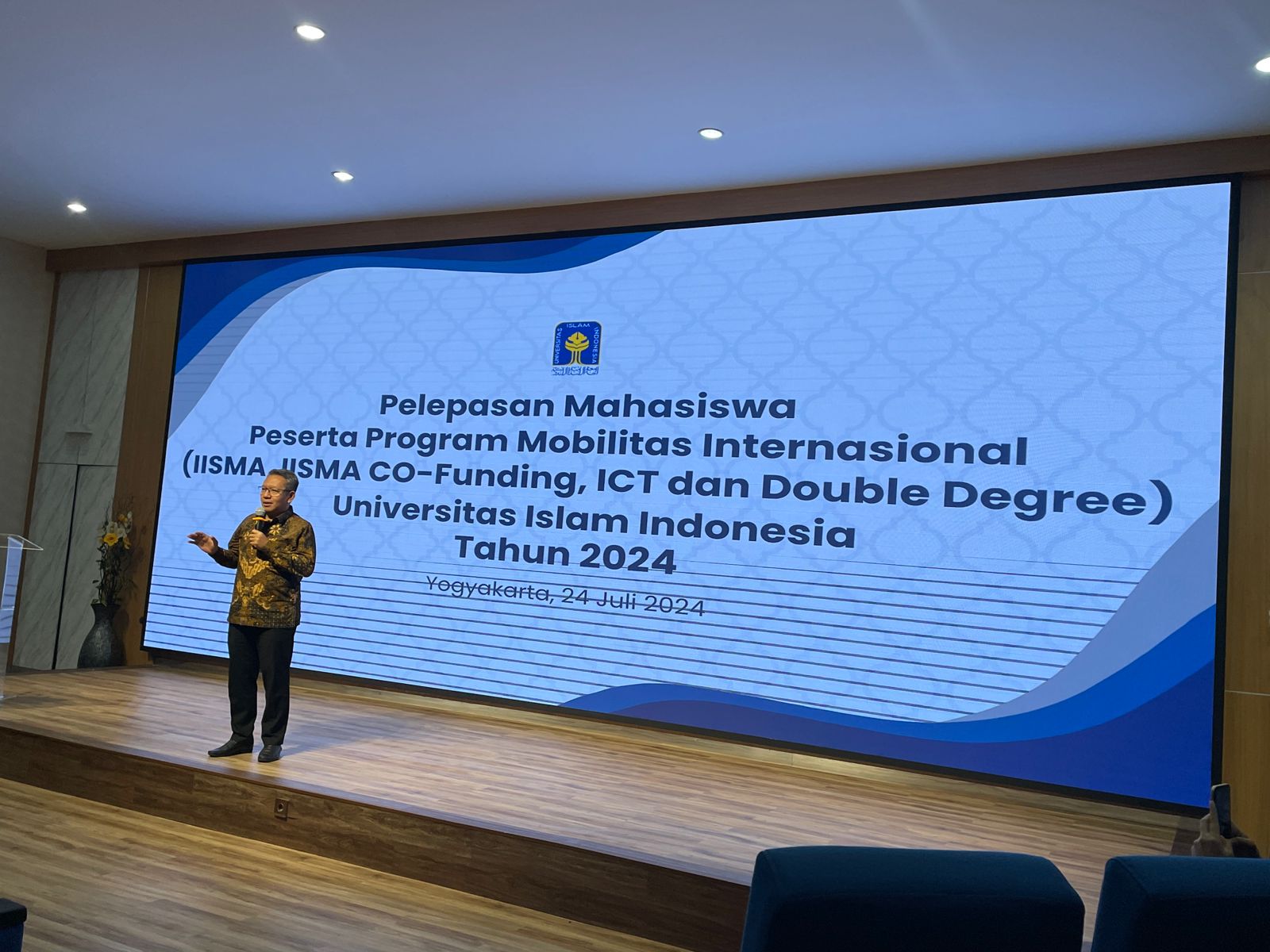 Kaleidoskop 2024: Mencatat Perjalanan dan Prestasi Satu Ta…