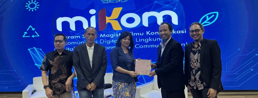Mikom UII