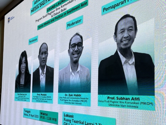 Visiting Professor Merlyna Lim dalam Grand Launching MIKOM UII