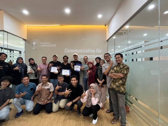 Three Malaysian Students Finally Complete ICT Programme