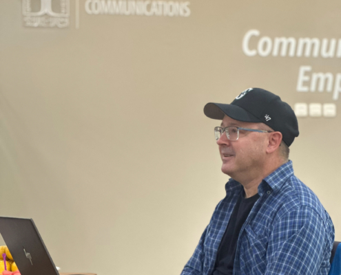 Visiting Professor: Prof. Kristian Bankov dari New Bulgarian University Bimbing Dosen dan Mahasiswa Mikom UII