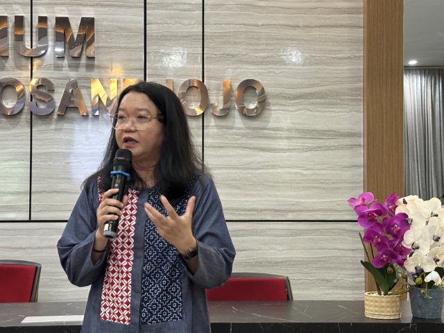 Seminar Publik Prof. Nurhaya Muchtar ‘Media dan Polarisasi Dinamika Informasi di Amerika Serikat’