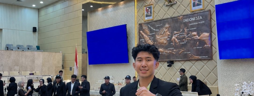 Mahasiswa Ilmu Komunikasi UII Ikuti Youth Parliamentary DPR RI 2026, Bahas AI dan Kebijakan Publik