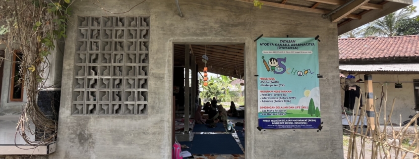 Ketika Pembelajaran Tidak Harus Selalu di Dalam Kelas: Menelusuri Inside Out School Magelang